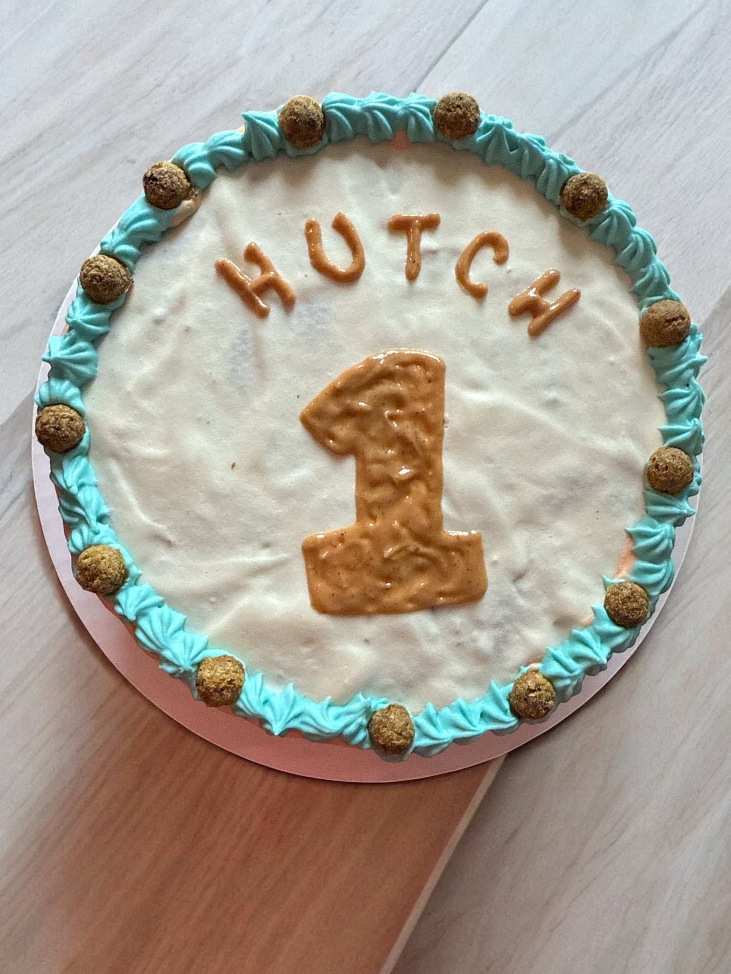 PupCake- 6 inch round
